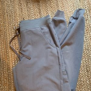 FIGS Zamora Jogger Scrub gray pants
